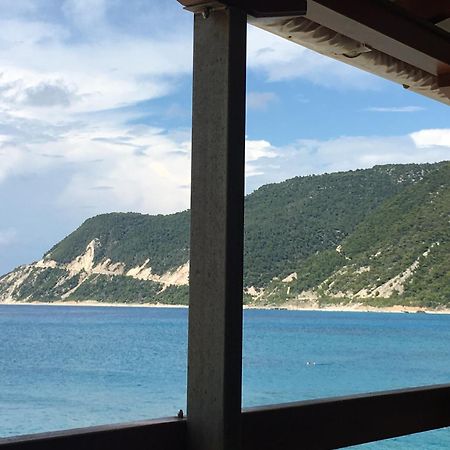 Hotel Ayios Nikitas Ngoại thất bức ảnh